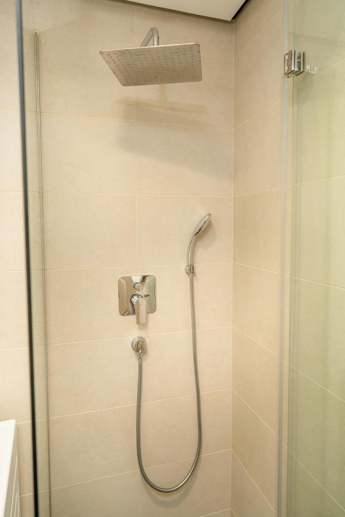 Kondina Suites Belgrado Buitenkant foto